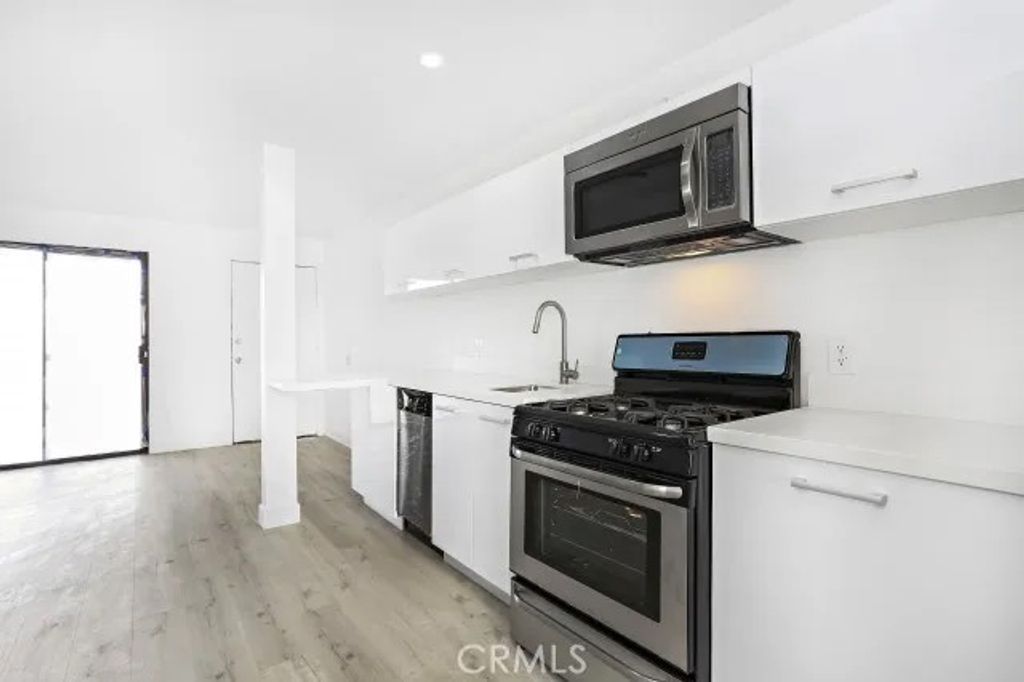 Photo of 6745 Laurel Canyon #105, North Hollywood, CA 91606 (MLS # SR26102661)