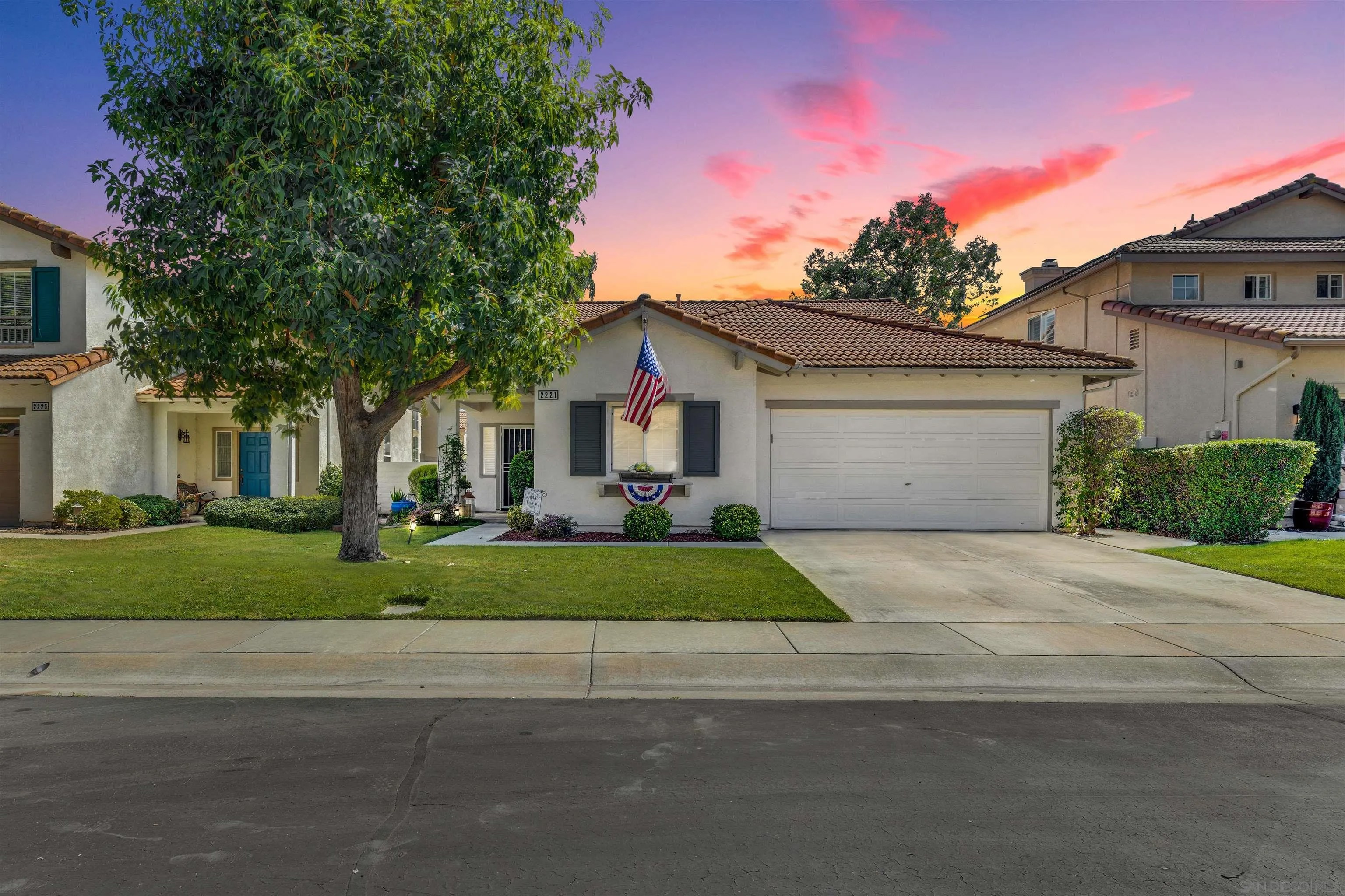 2221 Orange Grove Pl.