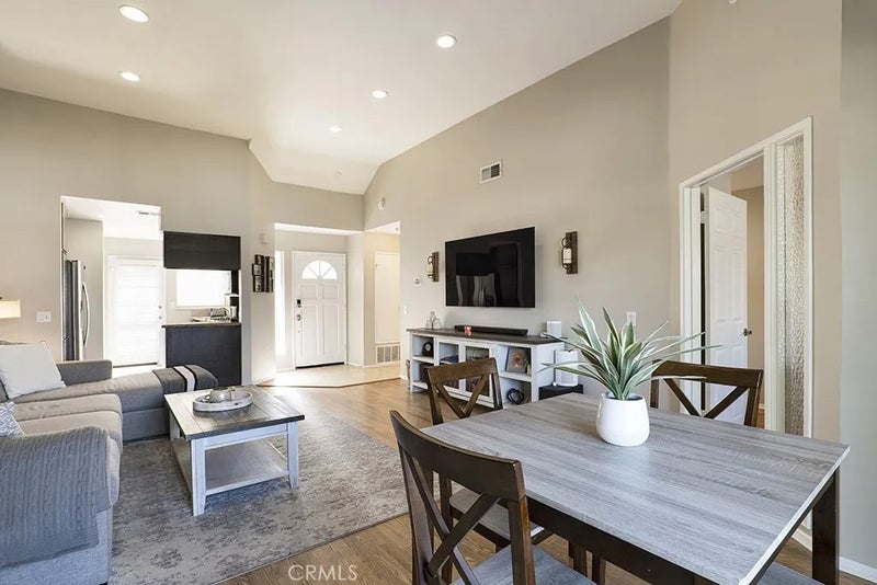 23953 Arroyo Park 156