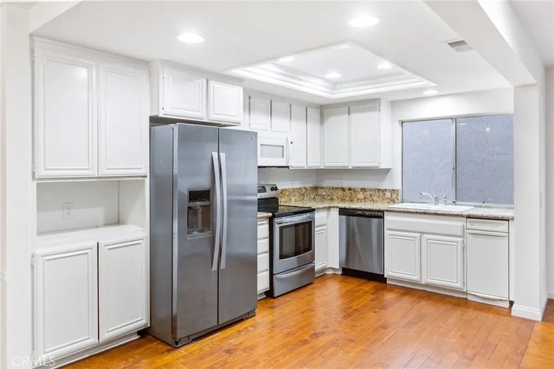 23743 Calle Azorin