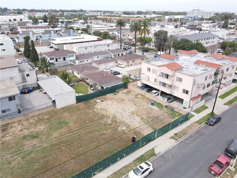 21821 Harvard