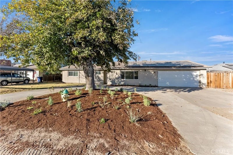 3042 W Mendes