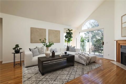 Photo of 645 Ohio Avenue #402, Long Beach, CA 90814 (MLS # NP26052113)