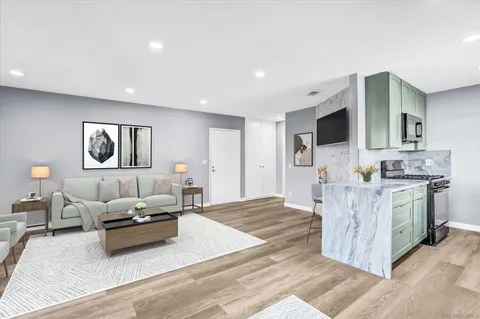 3845 Groton St Unit 4, San Diego, CA 92110 - #: 250042921