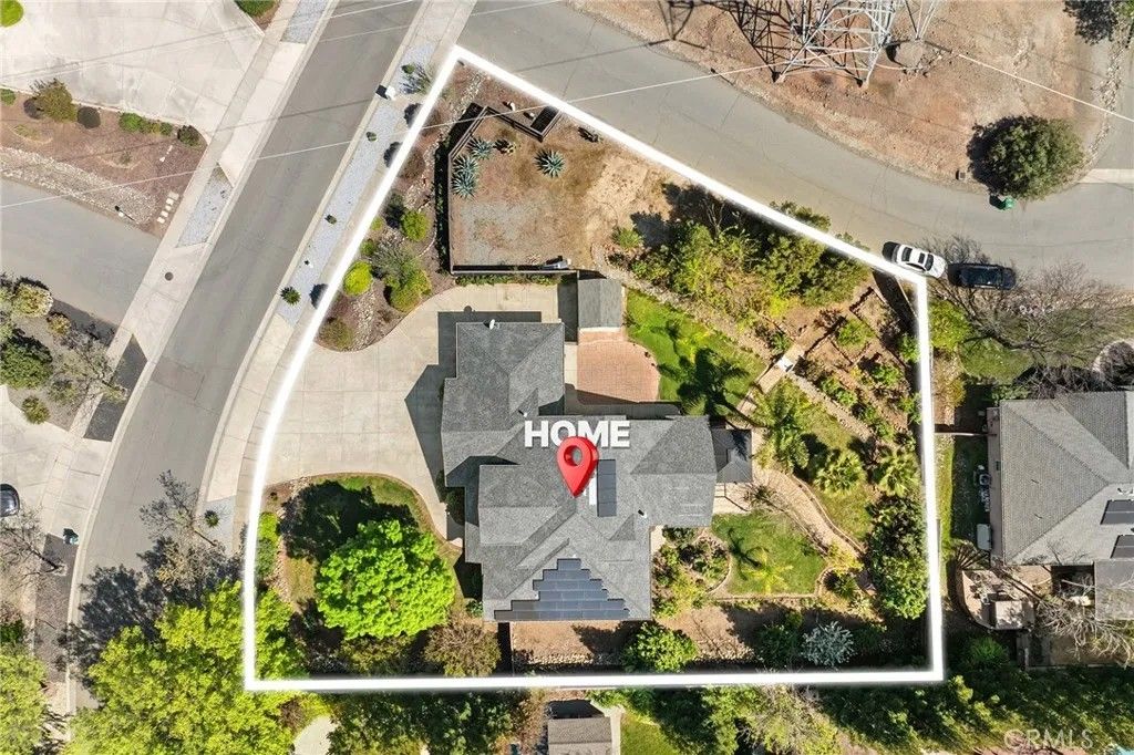 Photo of 14 Sparrow Hawk Ln, Chico, CA 95928 (MLS # SN26068633)