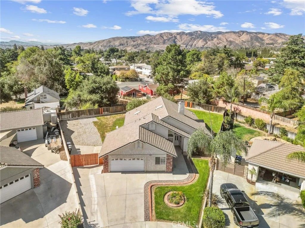 Photo of 35330 Rancho Rd, Yucaipa, CA 92399 (MLS # IG25251559)