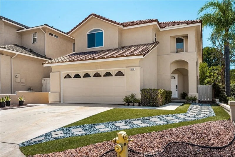 8610 E Silver Ridge