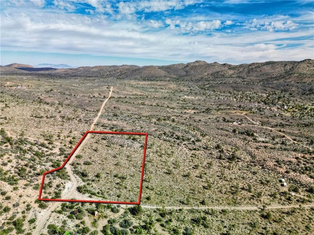 Photo of 27 Vista, Pioneertown, CA 92356 (MLS # JT26086481)