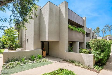 Photo of 108 S Grand Avenue, Pasadena, CA 91105 (MLS # P1-26776)