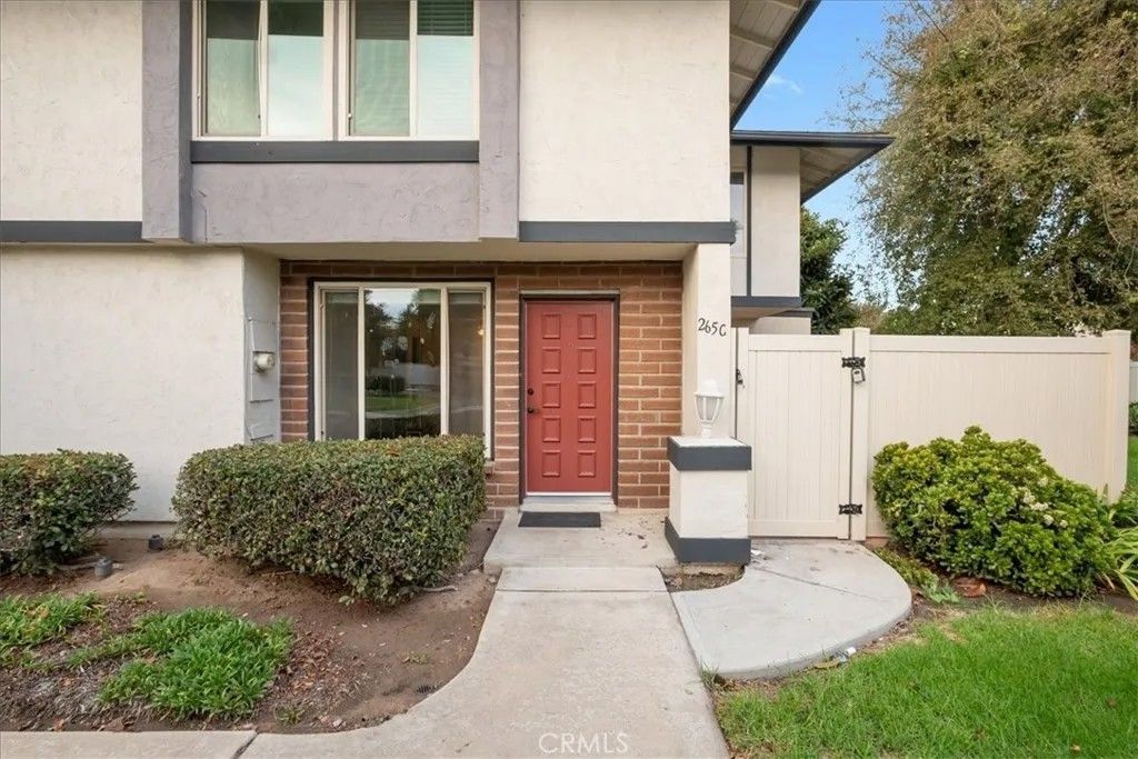 Photo of 265 Rancho Dr #C, Chula Vista, CA 91911 (MLS # SW25263789)