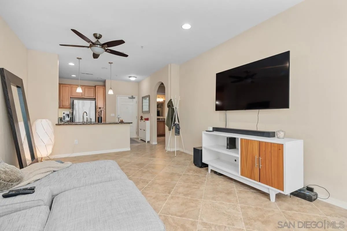 3887 Pell Place 131