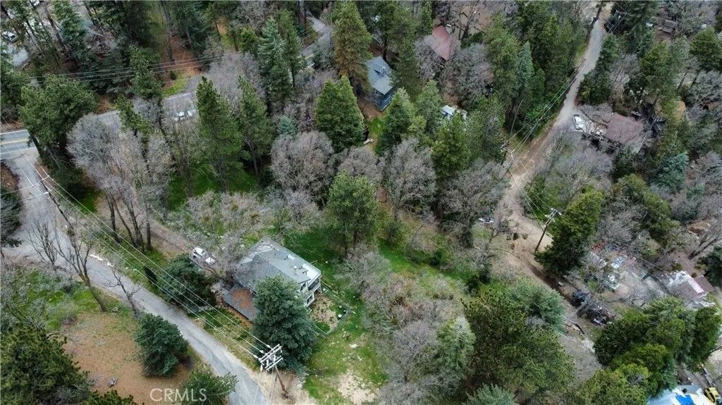 Photo of 757 Scenic View, Crestline, CA 92325 (MLS # HD26000279)