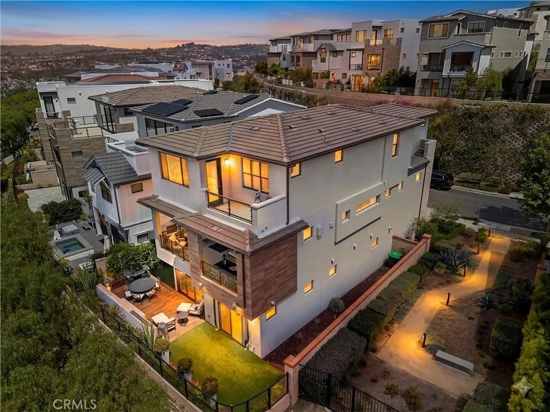 26308 Paseo Sillin