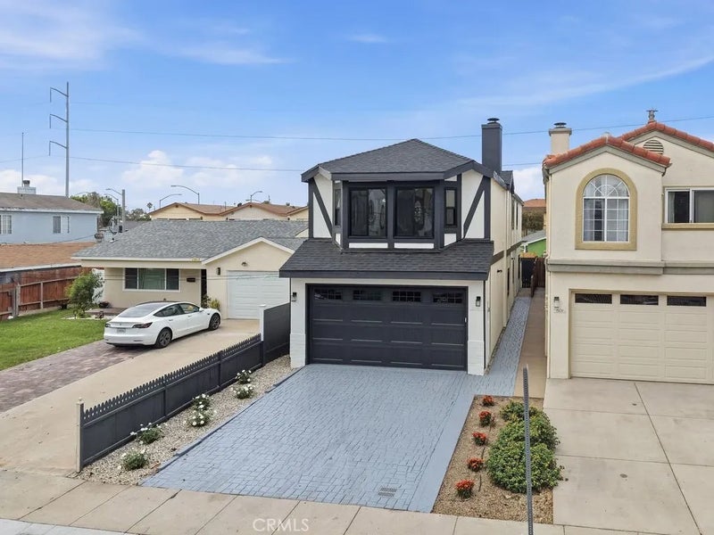 15013 Kingsdale Ave.
