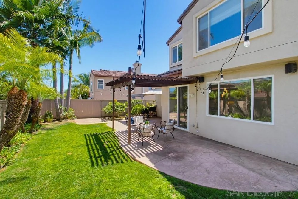 6084 Paseo Monona