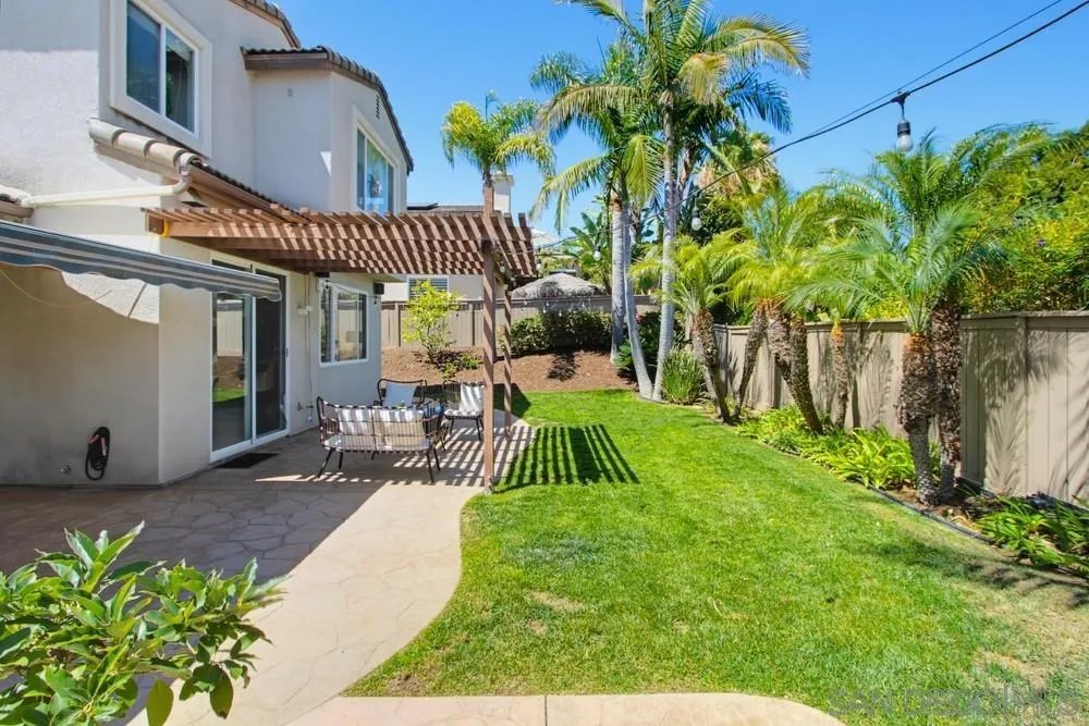 6084 Paseo Monona