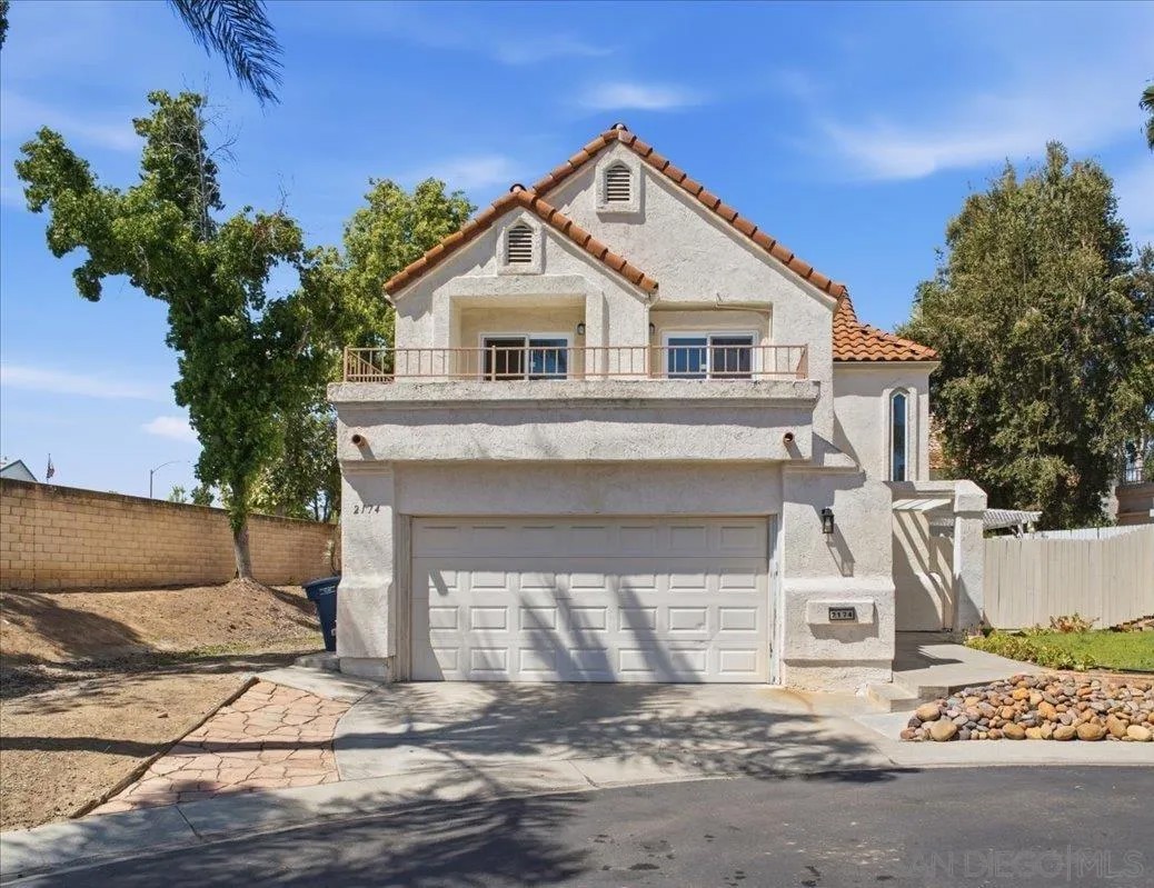 2174 Villa Sonoma Gln
