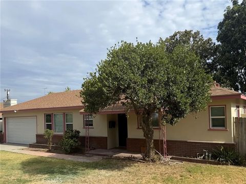 Photo of 647 E 21st ST, San Bernardino, CA 92404 (MLS # IG26146663)