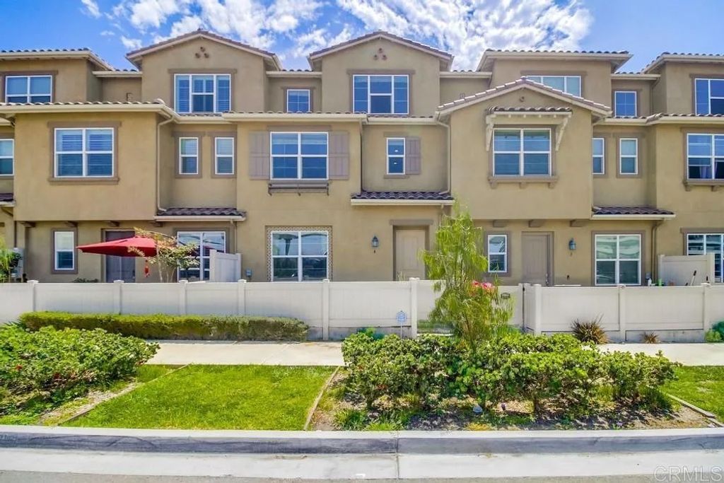 Photo of 1330 Santa Liza Ave #4, Chula Vista, CA 91913 (MLS # PTP2600204)