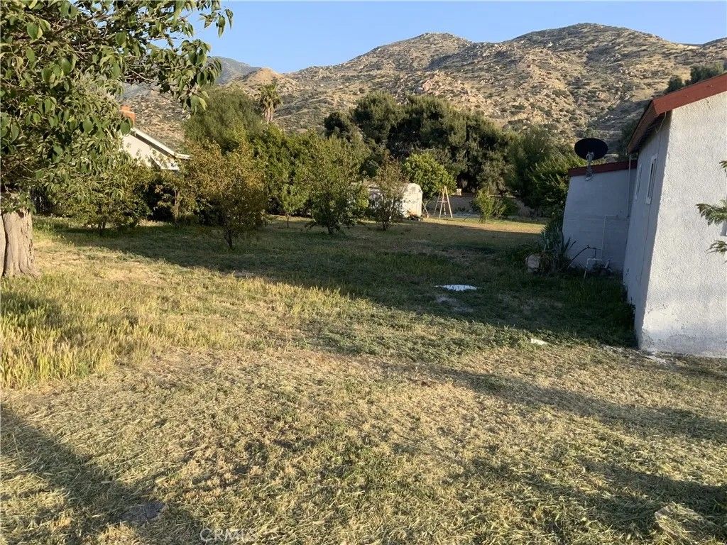Photo of 1426 S Hargrave St, Banning, CA 92220 (MLS # IG26095327)