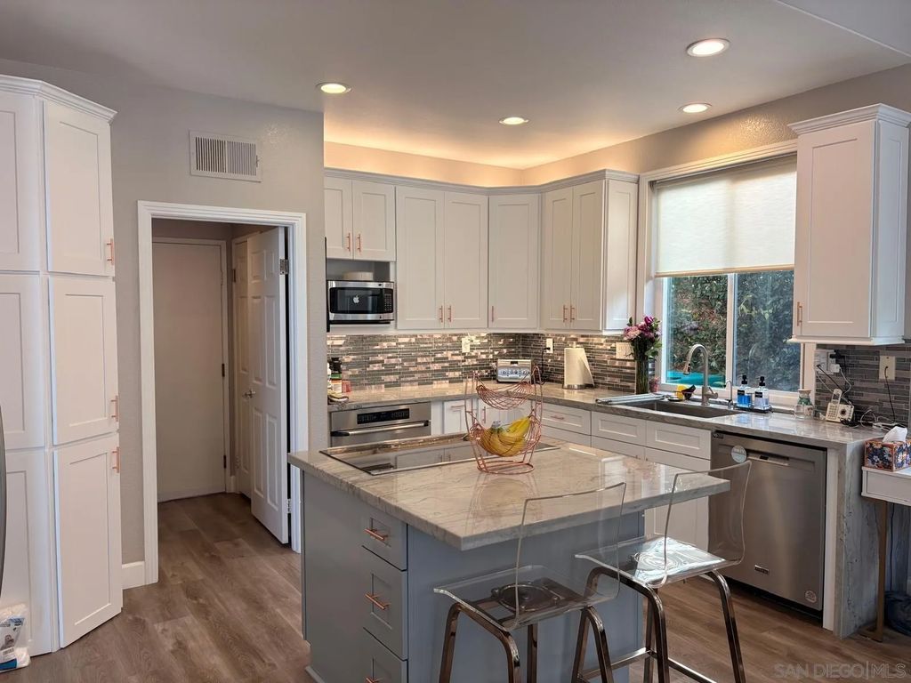 Photo of 11703 Fidelio Ct, San Diego, CA 92131 (MLS # 260005430)