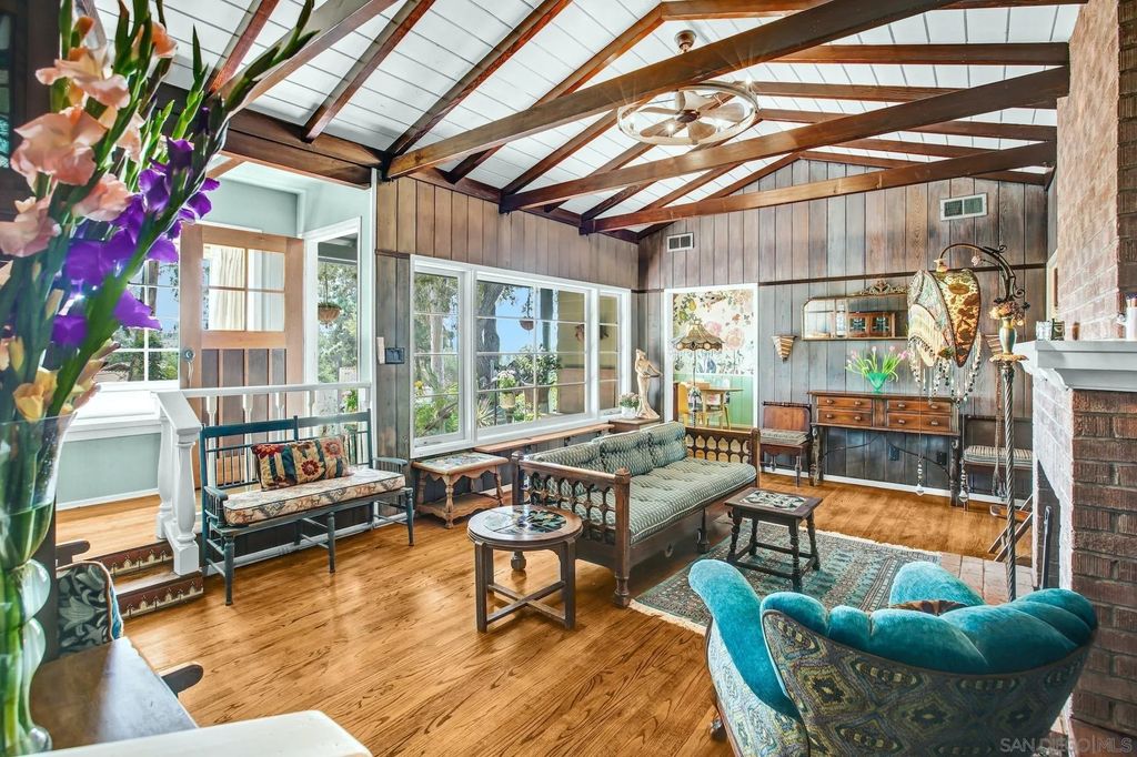 Photo of 3623 Lomacitas Lane, Bonita, CA 91902 (MLS # 260009687)