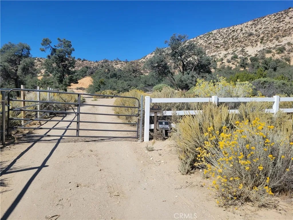 Photo of 0 Whispering pines Rd, Wrightwood, CA 92397 (MLS # HD26225472)