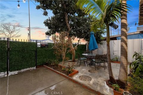Tiny photo for 7516 Avalon, Los Angeles, CA 90003 (MLS # DW25271974)