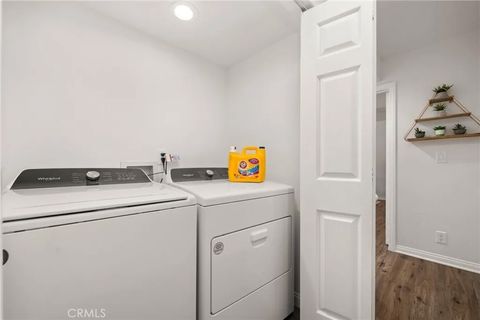 Tiny photo for 7516 Avalon, Los Angeles, CA 90003 (MLS # DW25271974)