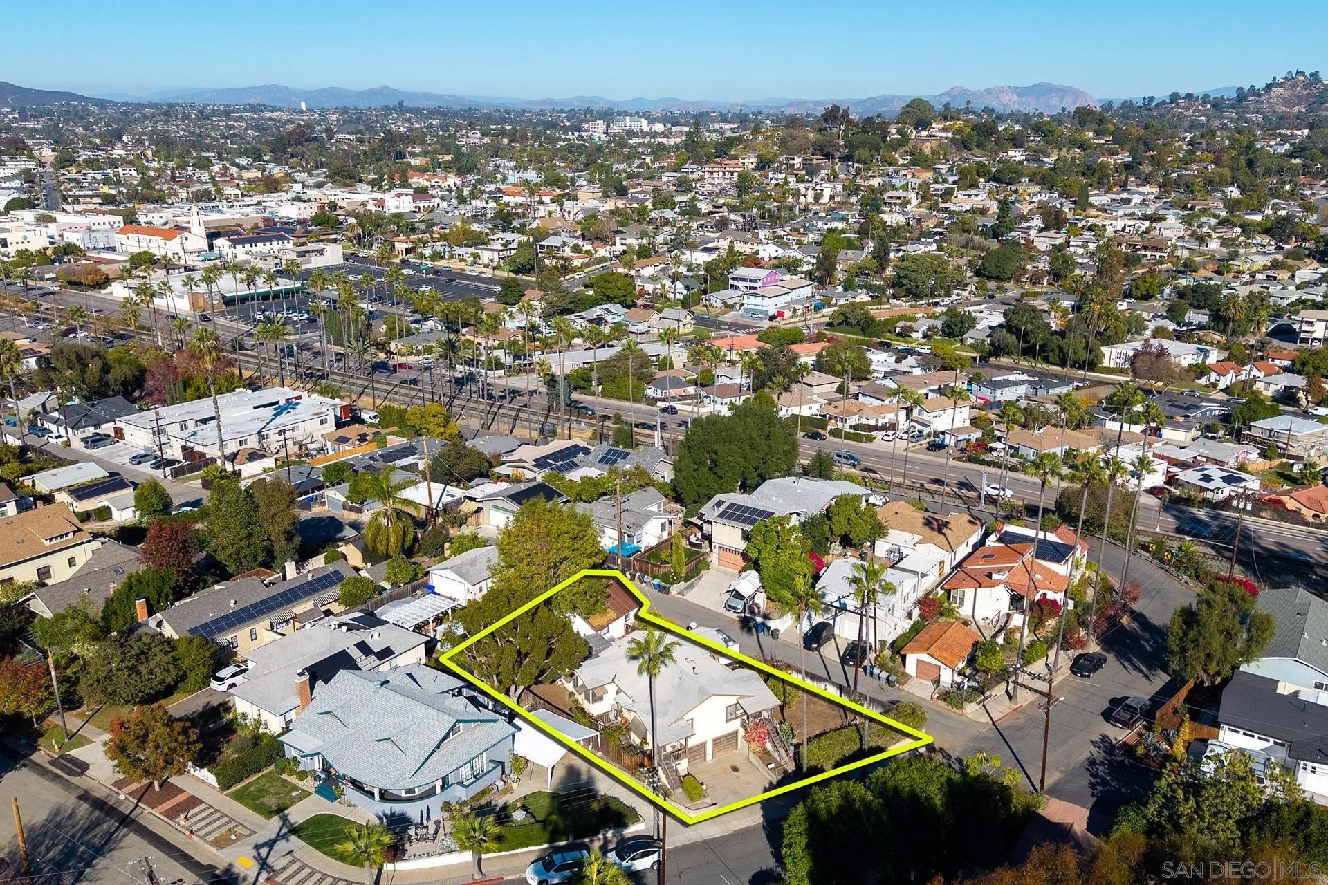 8260-62 PASADENA AVE