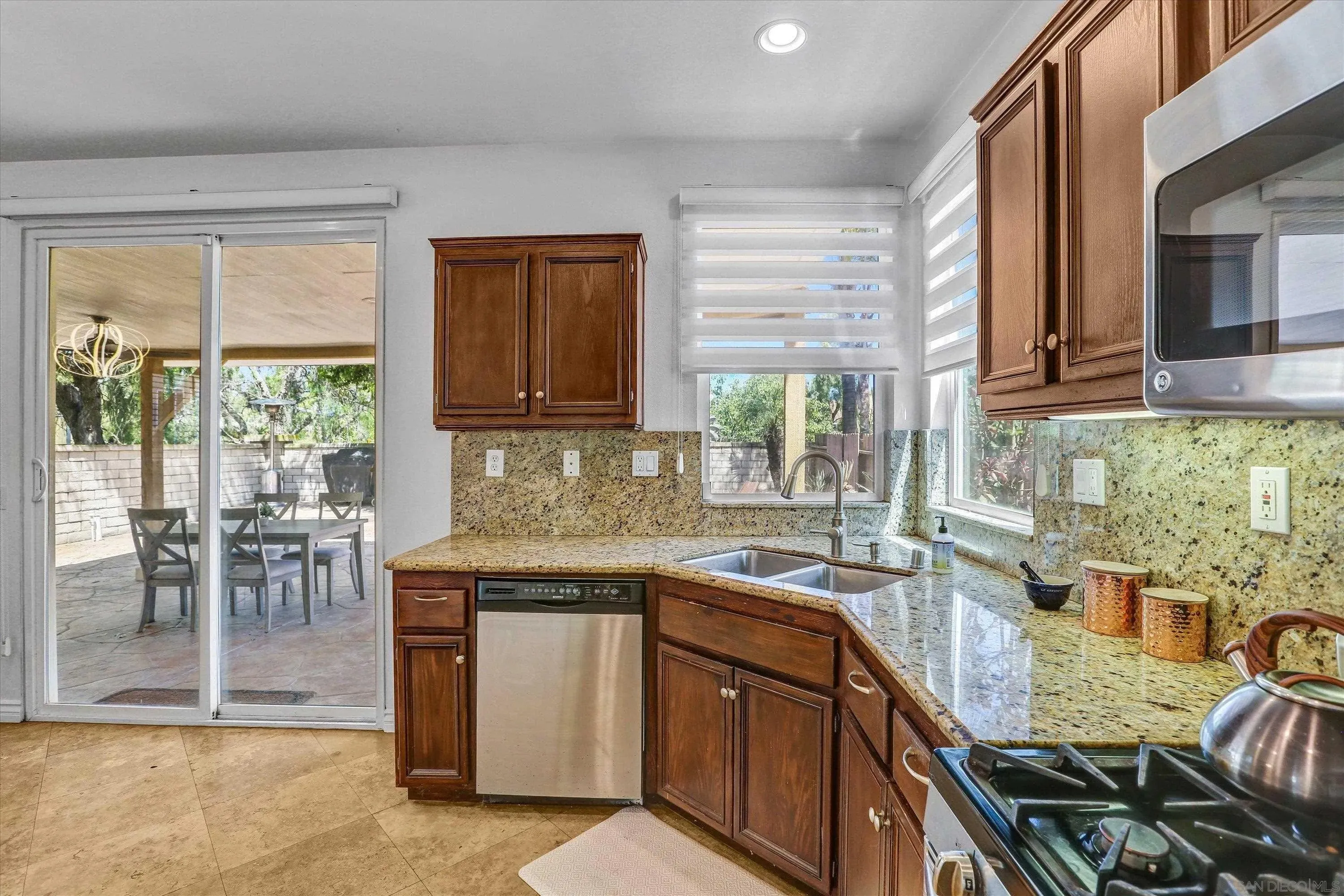 San Diego, California 92154, United States, 3 Bedrooms Bedrooms, ,3 BathroomsBathrooms,Residential,Active,163890