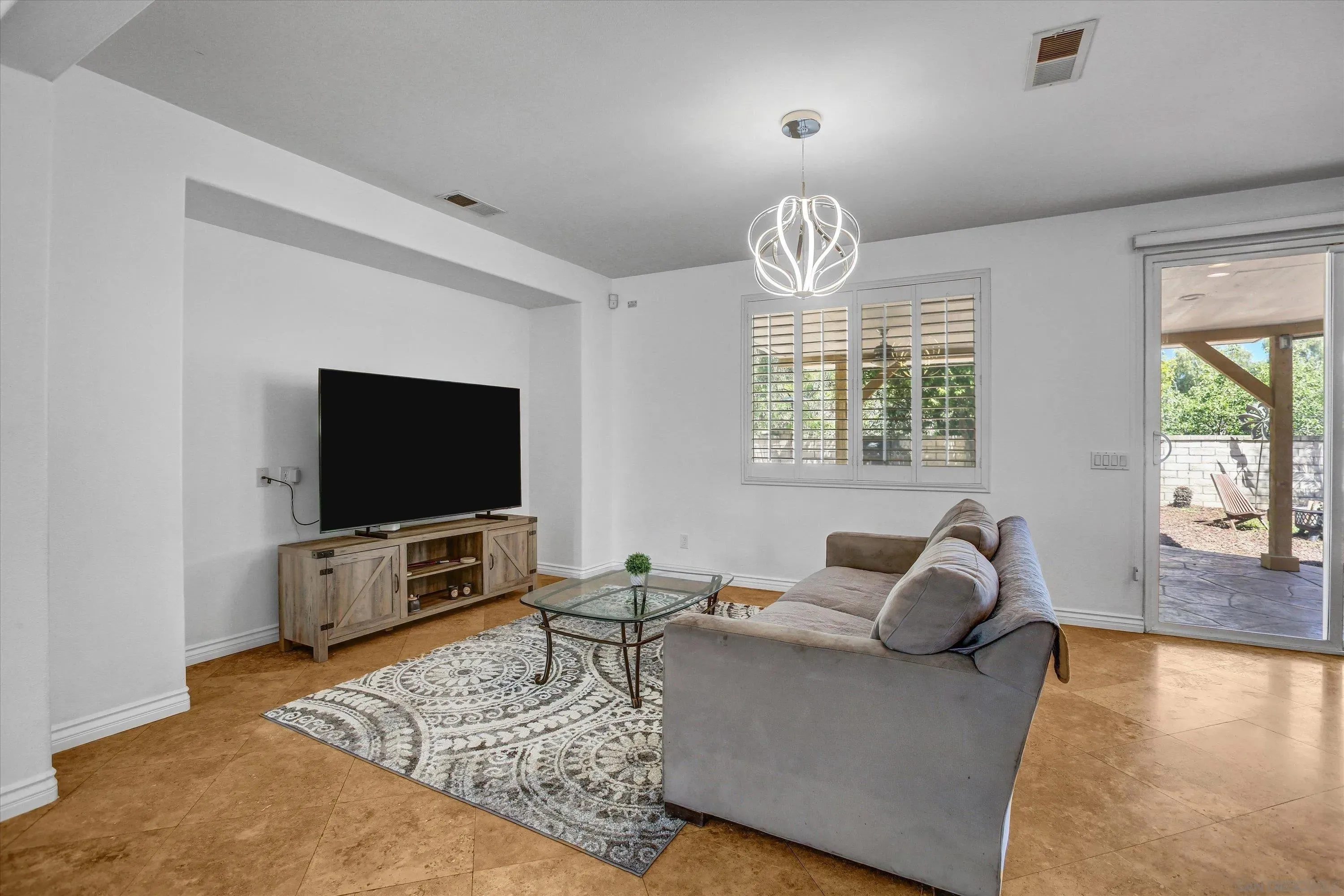 San Diego, California 92154, United States, 3 Bedrooms Bedrooms, ,3 BathroomsBathrooms,Residential,Active,163890