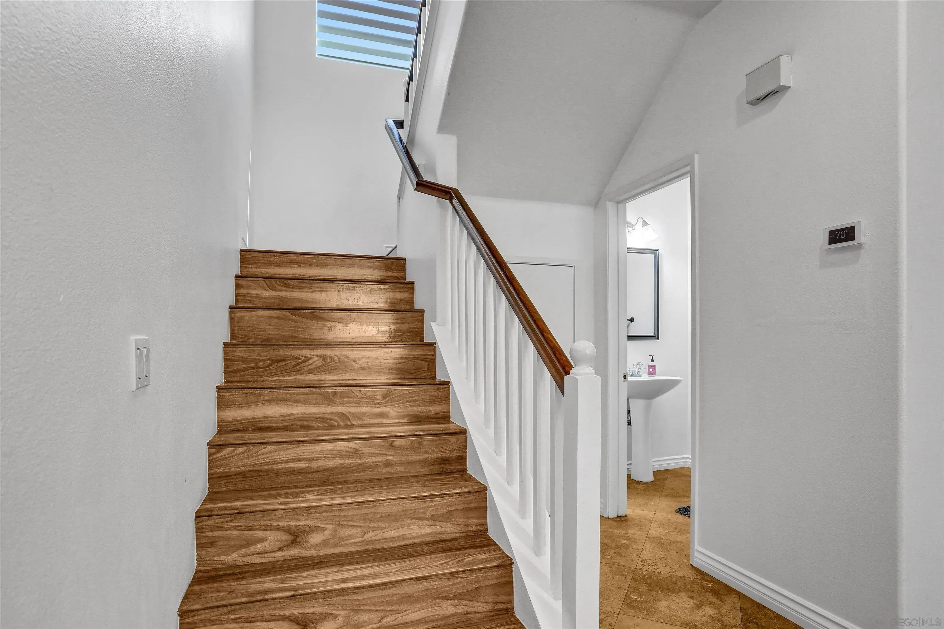 San Diego, California 92154, United States, 3 Bedrooms Bedrooms, ,3 BathroomsBathrooms,Residential,Active,163890