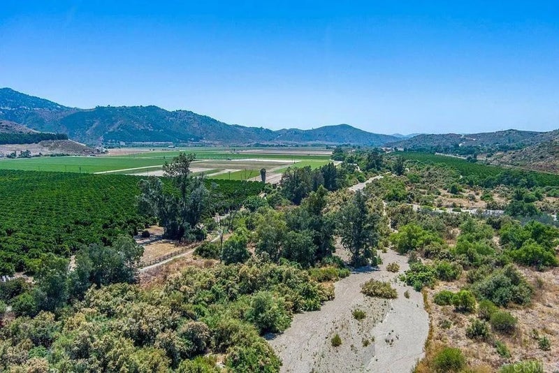 2645 Rockrose Glen