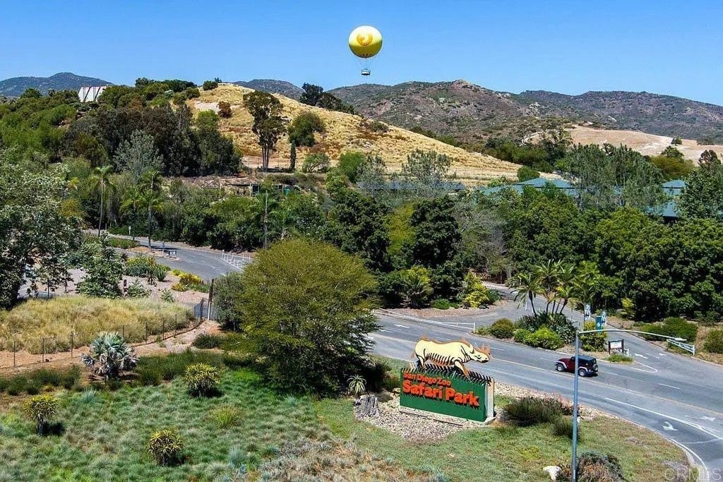 2645 Rockrose Glen