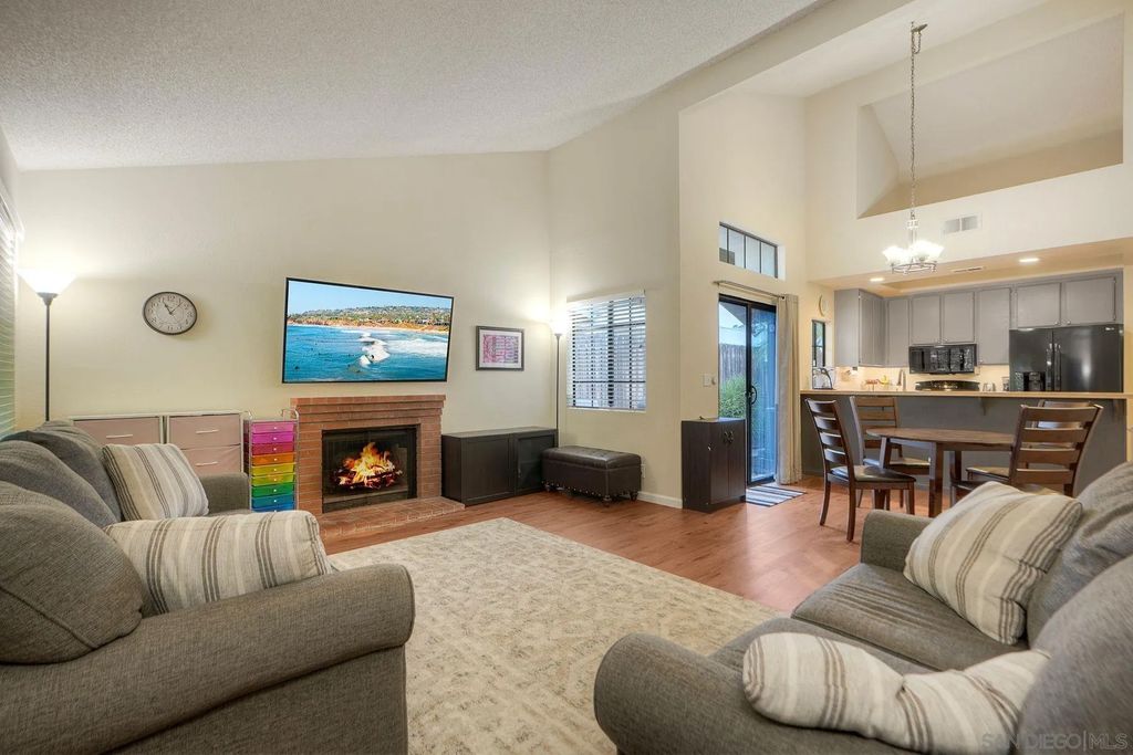 Photo of 1007 Howard Avenue #42, Escondido, CA 92029 (MLS # 250041947)