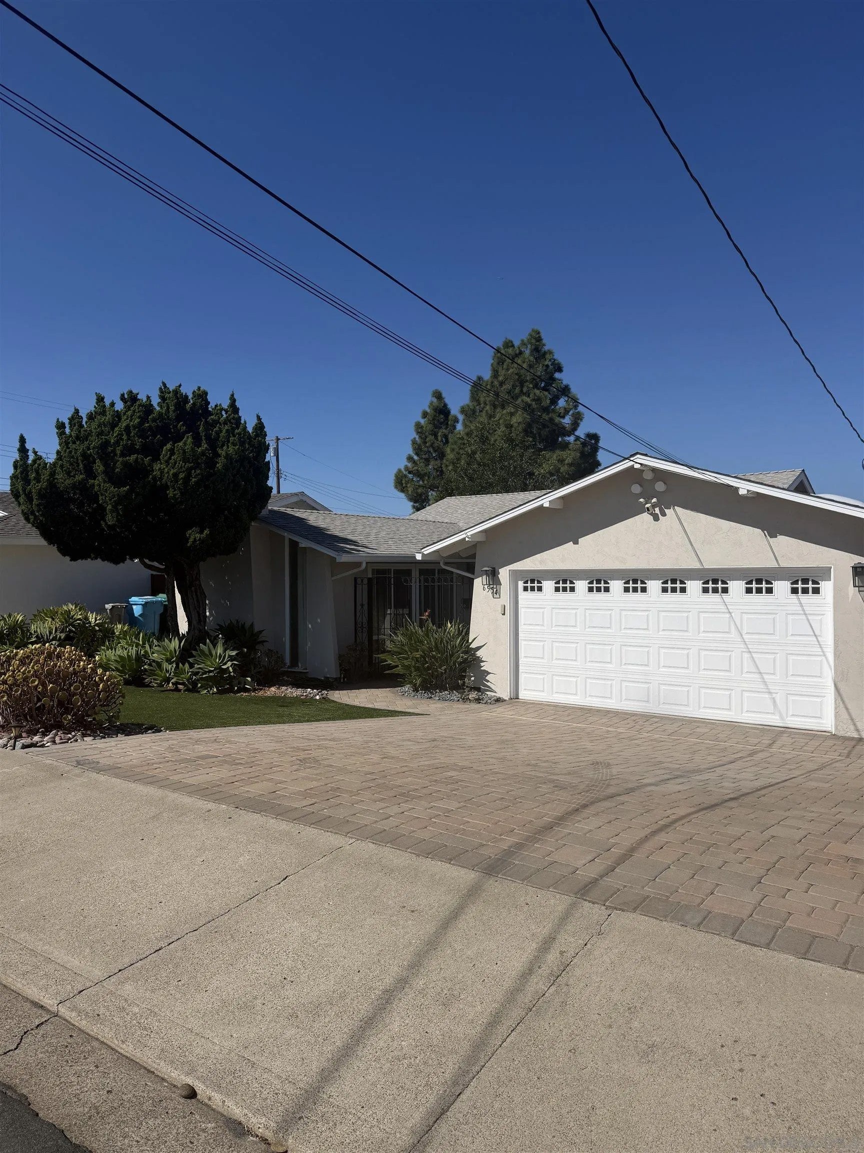 6554 Bantam Lake Ave