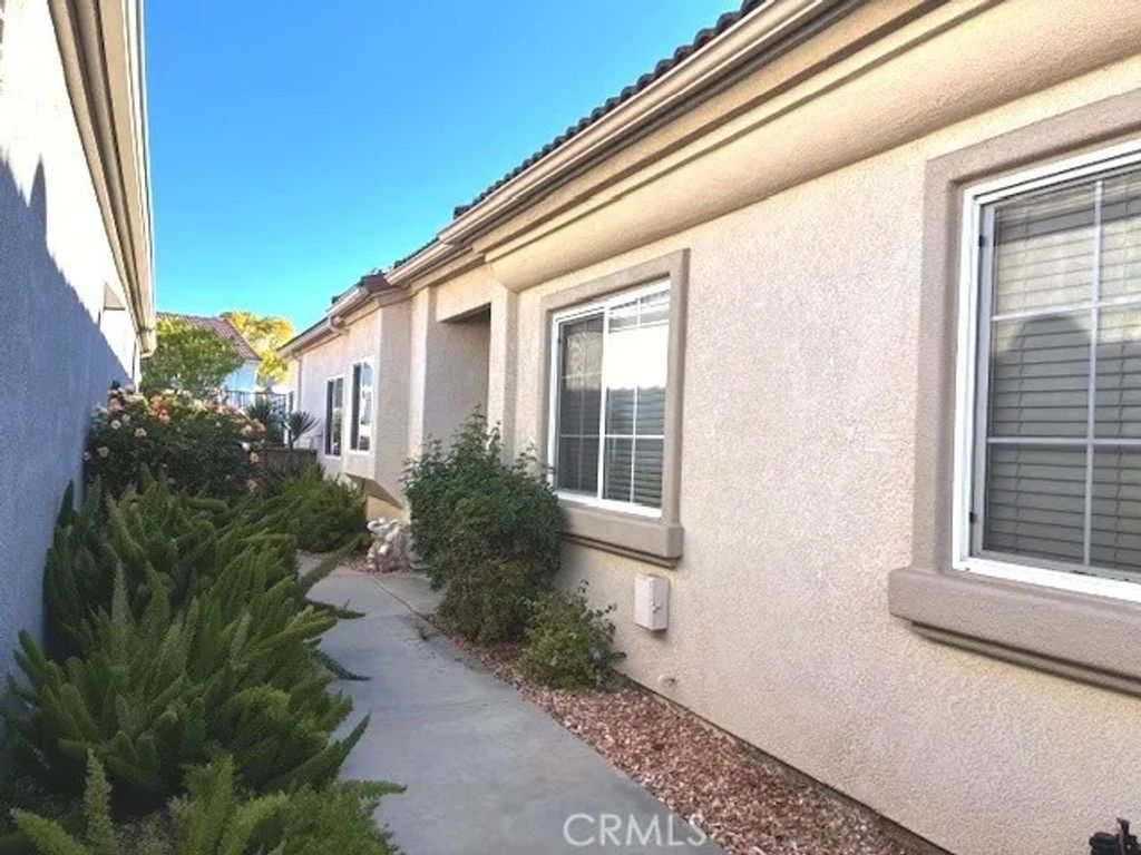 Photo of 40364 Via Marisa, Murrieta, CA 92562 (MLS # SW25272008)