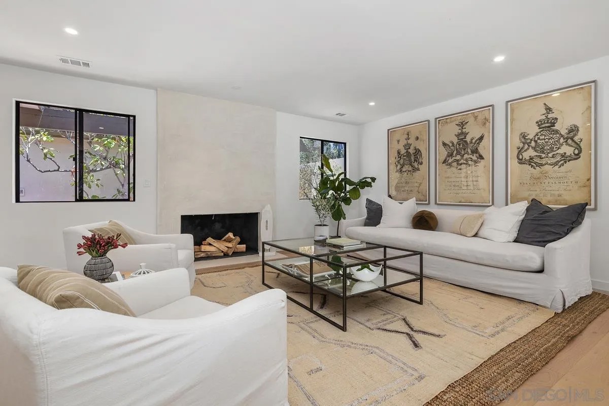 16902 Via De Santa Fe Unit 7