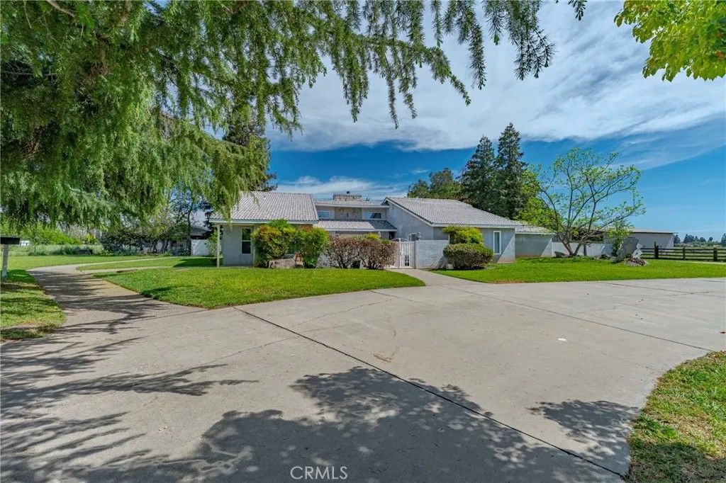 Photo of 3692 N Gardner, Merced, CA 95340 (MLS # MC26051377)