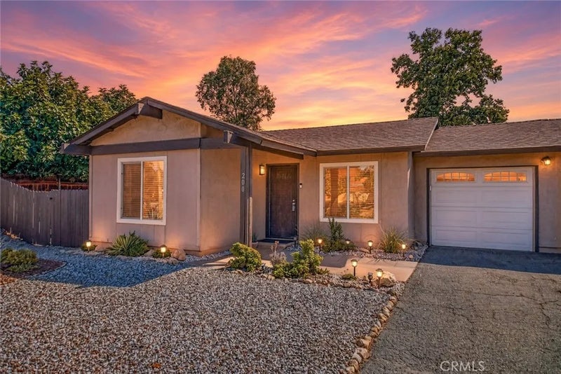 200 Janan Court