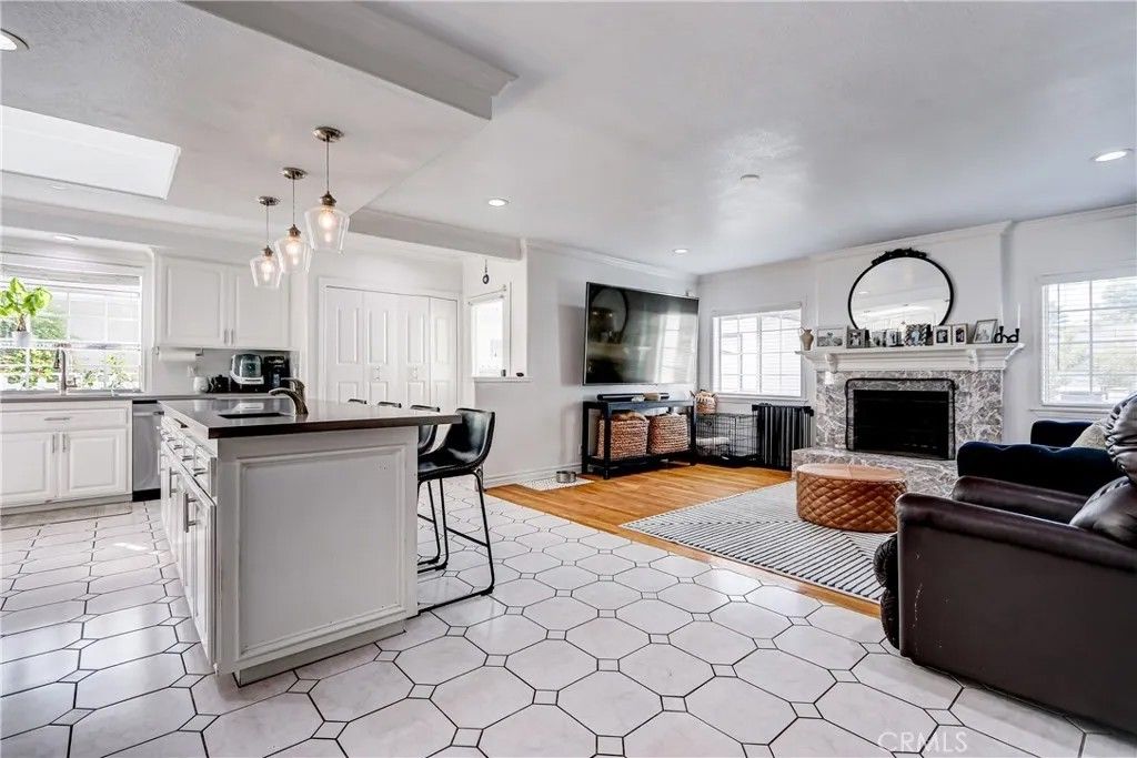 Photo of 26333 Ozone, Harbor City, CA 90710 (MLS # SB25266222)