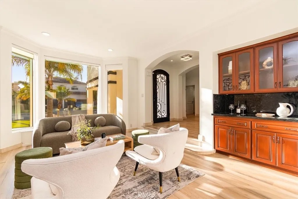 23108 Los Codona Avenue