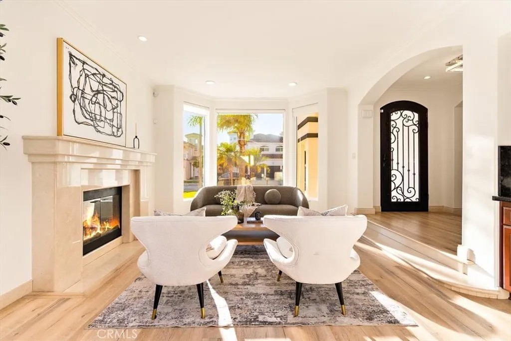 23108 Los Codona Avenue