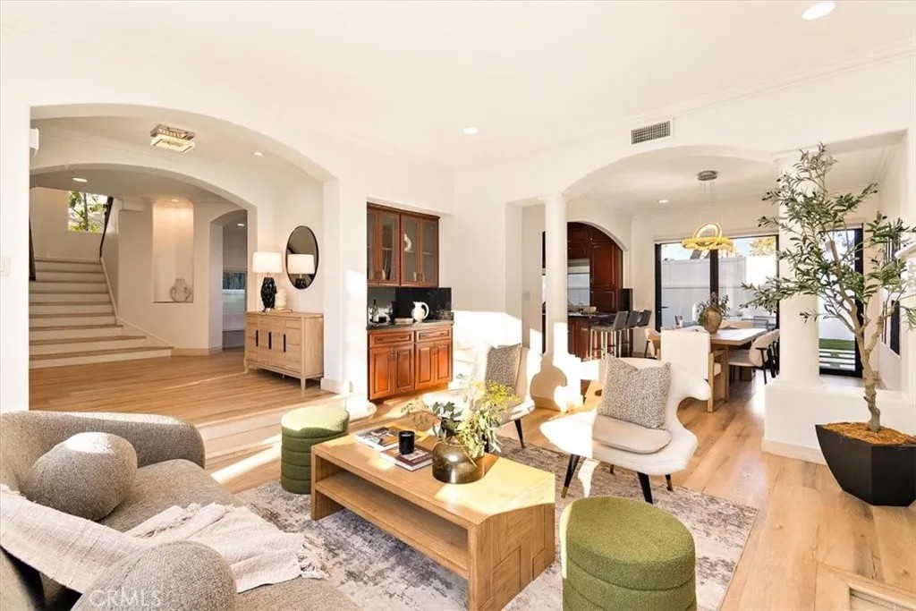 23108 Los Codona Avenue