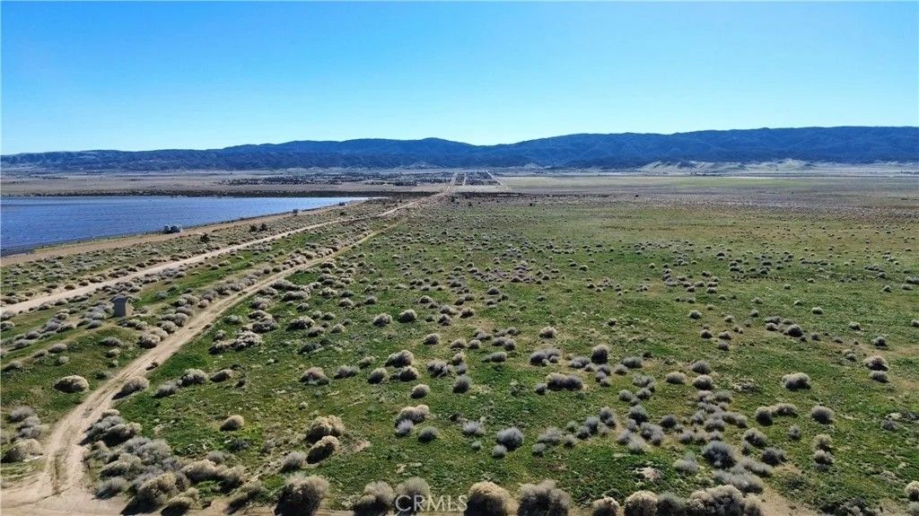 Photo of 0 Gaskell Rd &amp; George St, Rosamond, CA 93560 (MLS # SR25278191)