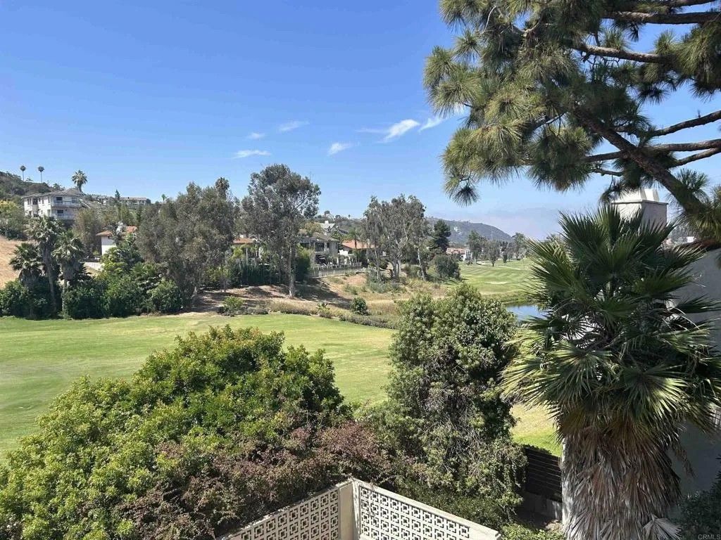 Photo of 2507 Navarra Drive #202, Carlsbad, CA 92009 (MLS # NDP2507817)