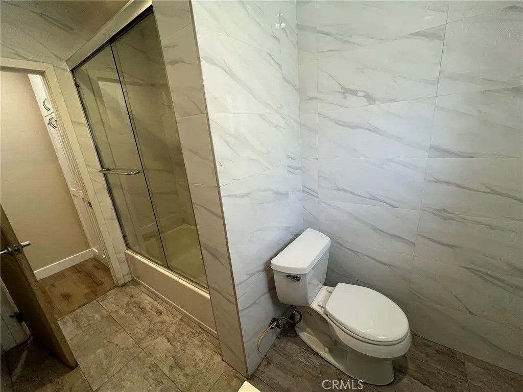 Photo of 430 Lincoln Avenue, Glendale, CA 91205 (MLS # SR26064446)