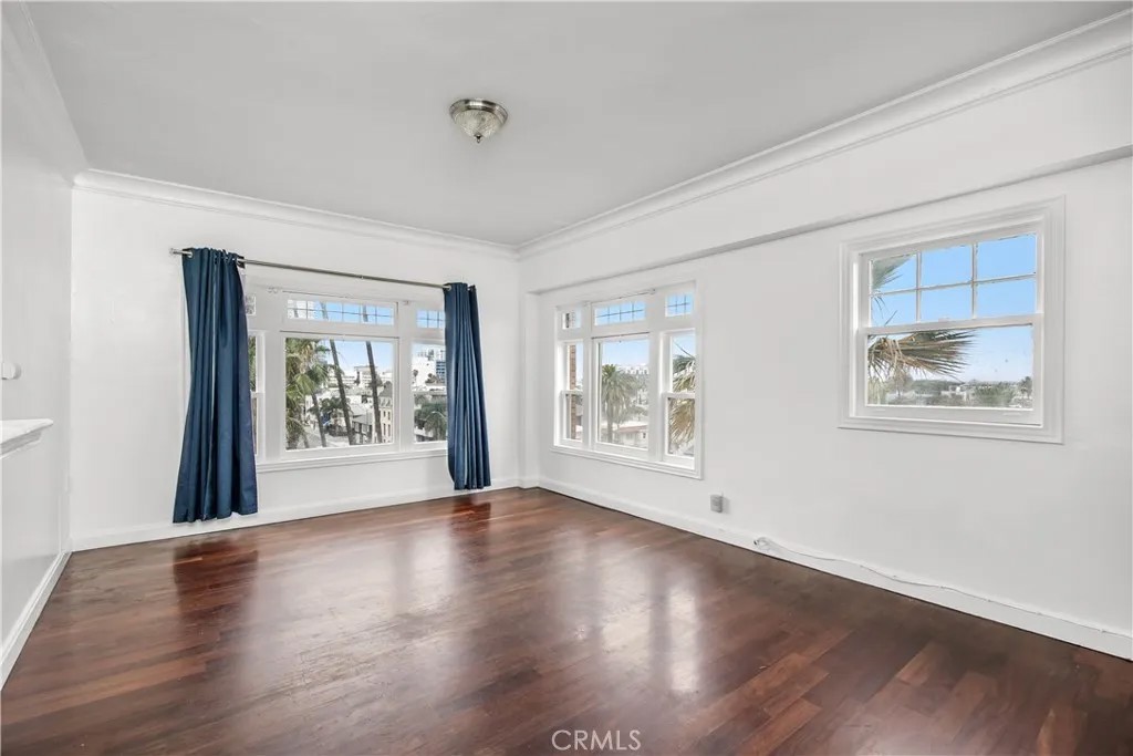 1030 E Ocean Boulevard 502