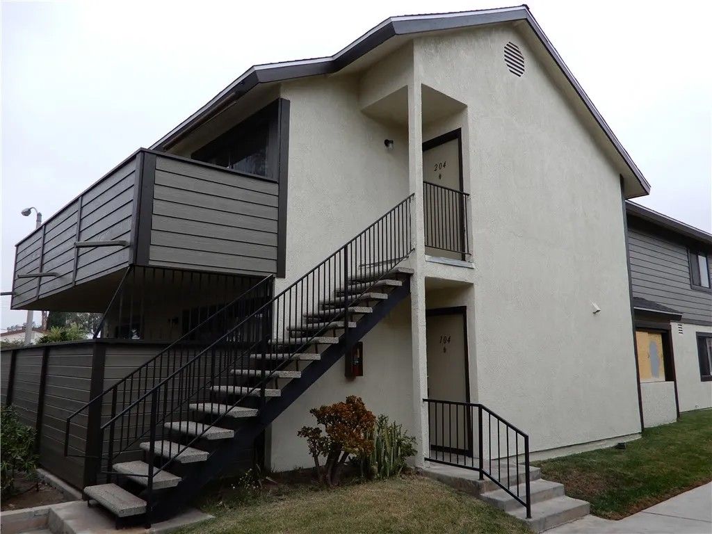 Photo of 2624 W Porter Avenue #204, Fullerton, CA 92833 (MLS # PW25267652)